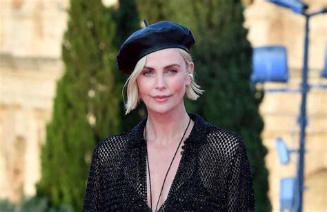 mari de charlize theron|Charlize Theron a un nouvel homme dans sa vie